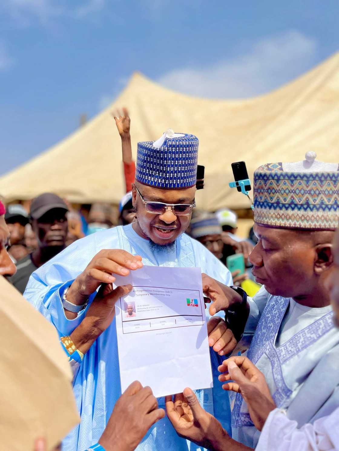 Pantami ya sabunta rajistarsa a APC Pantami ya sabunta rajistarsa a APC