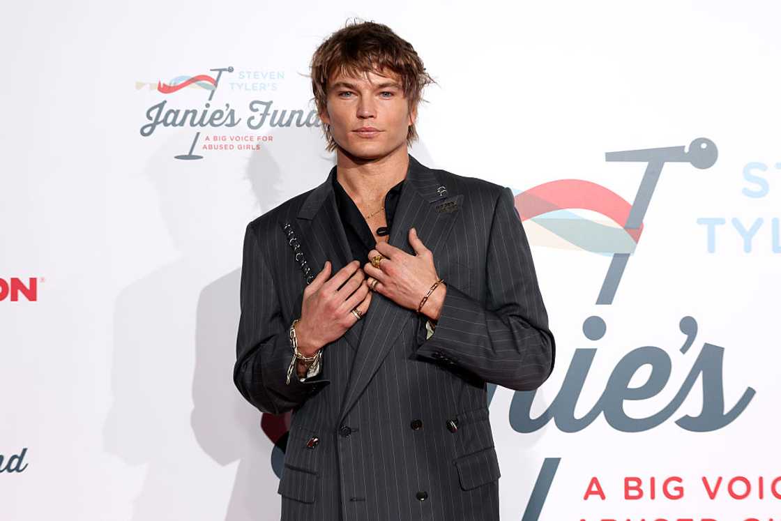 Australian supermodel Jordan Barrett Australian supermodel Jordan Barrett