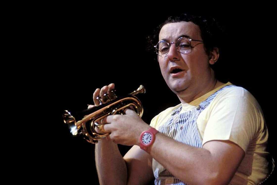 Coluche, une source des blagues d'humour noir Coluche, une source des blagues d'humour noir