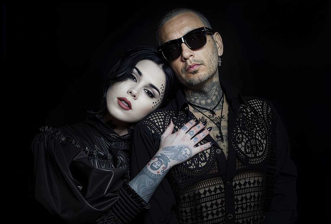 Kat Von D leans on Leafar Seyer in a family portrait