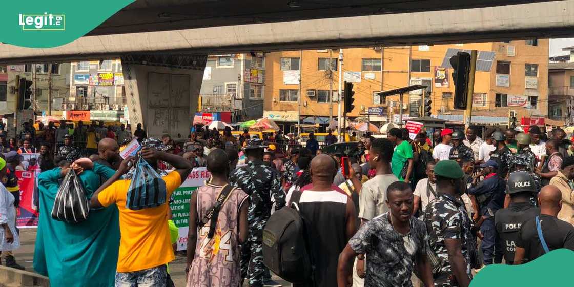 Protesters have hit the streets of Lagos to vent their frustration over the economic hardship of Nigeria. Protesters have hit the streets of Lagos to vent their frustration over the economic hardship of Nigeria.