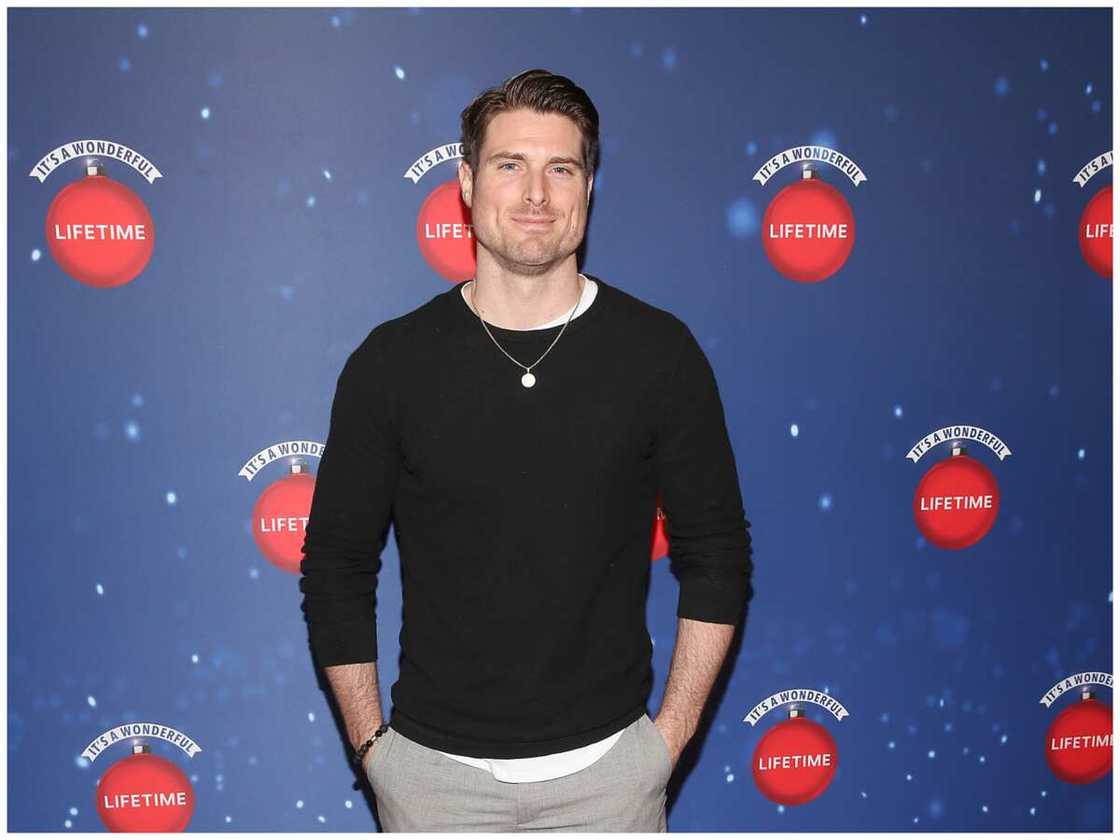 hallmark actors hallmark actors