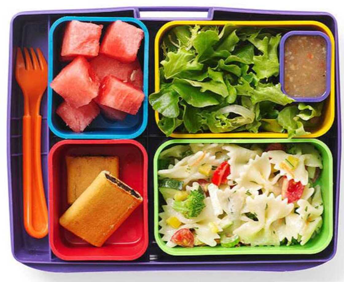Healthy snacks for kids at school Healthy snacks for kids at school