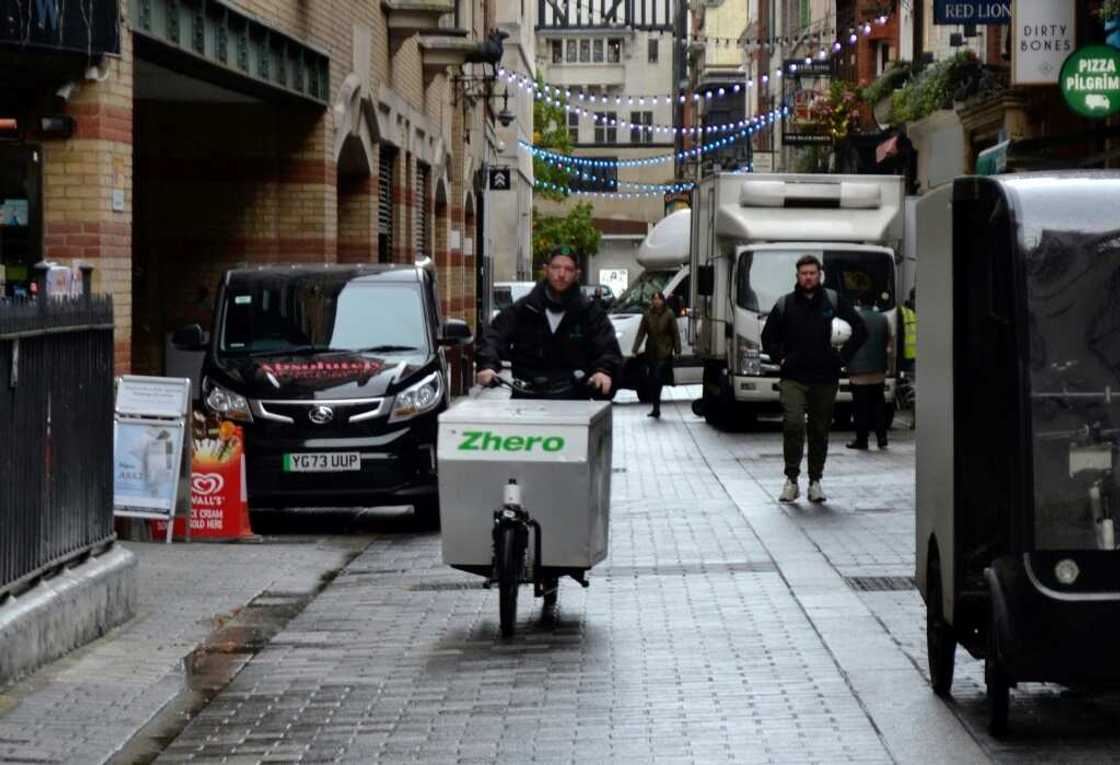 More businesses are turning to E-cargo bikes to beat London traffic More businesses are turning to E-cargo bikes to beat London traffic