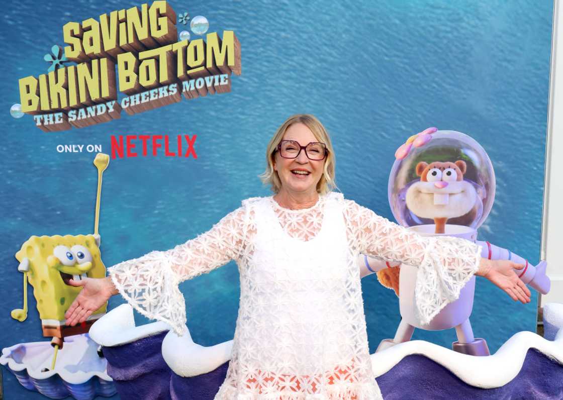 Carolyn Lawrence posing for a photo