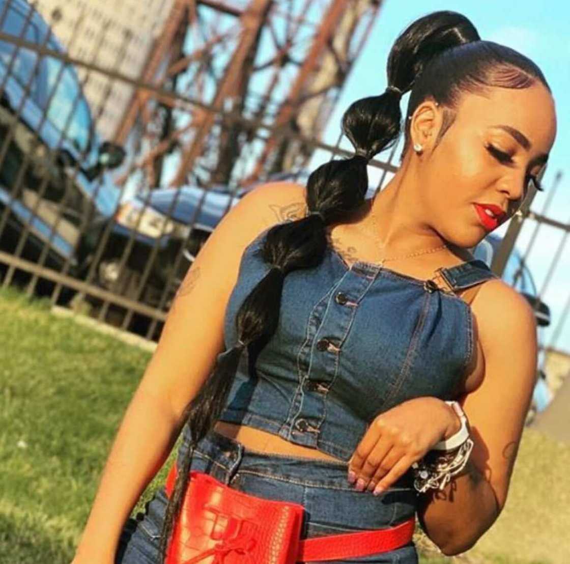 Ponytail styles Ponytail styles