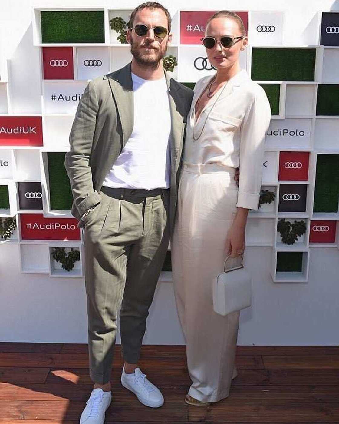 Sam Claflin and Laura Haddock Sam Claflin and Laura Haddock