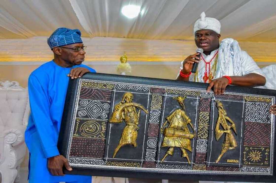 EndSARS: Ooni, Obasanjo urge presidency, youths to show understanding EndSARS: Ooni, Obasanjo urge presidency, youths to show understanding