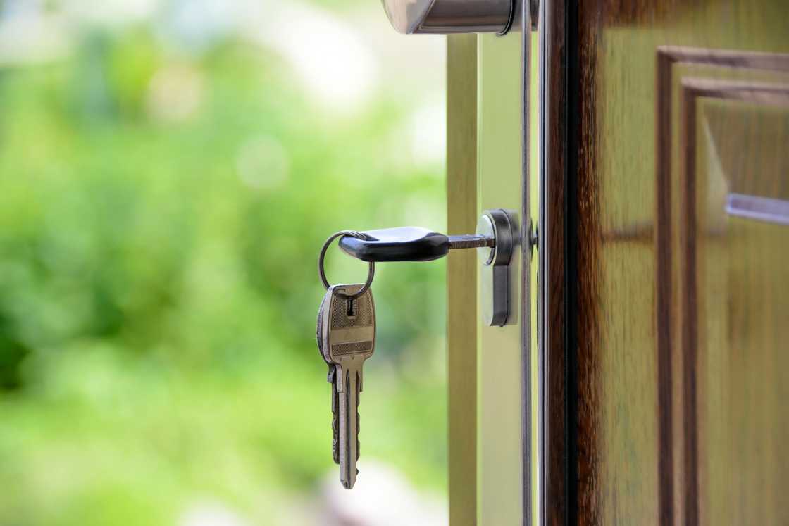 A door and key