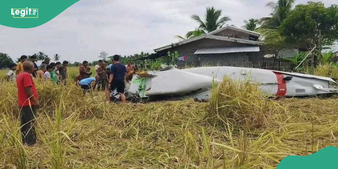 Philippines plane crash kills four