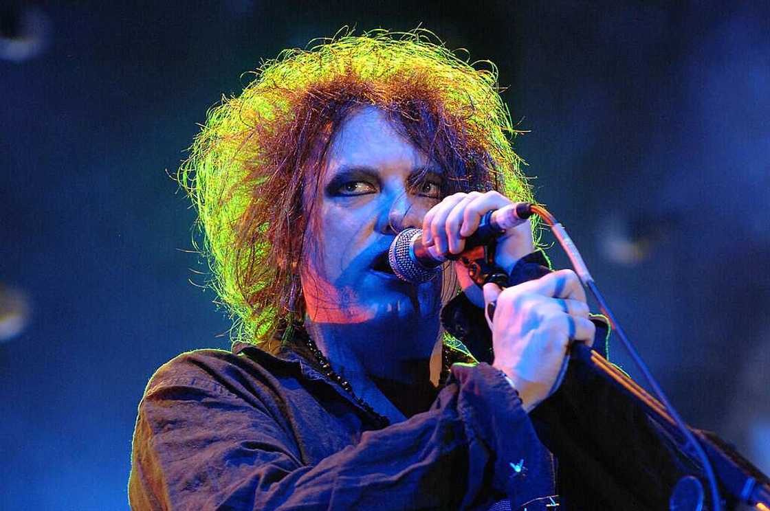Robert Smith Robert Smith