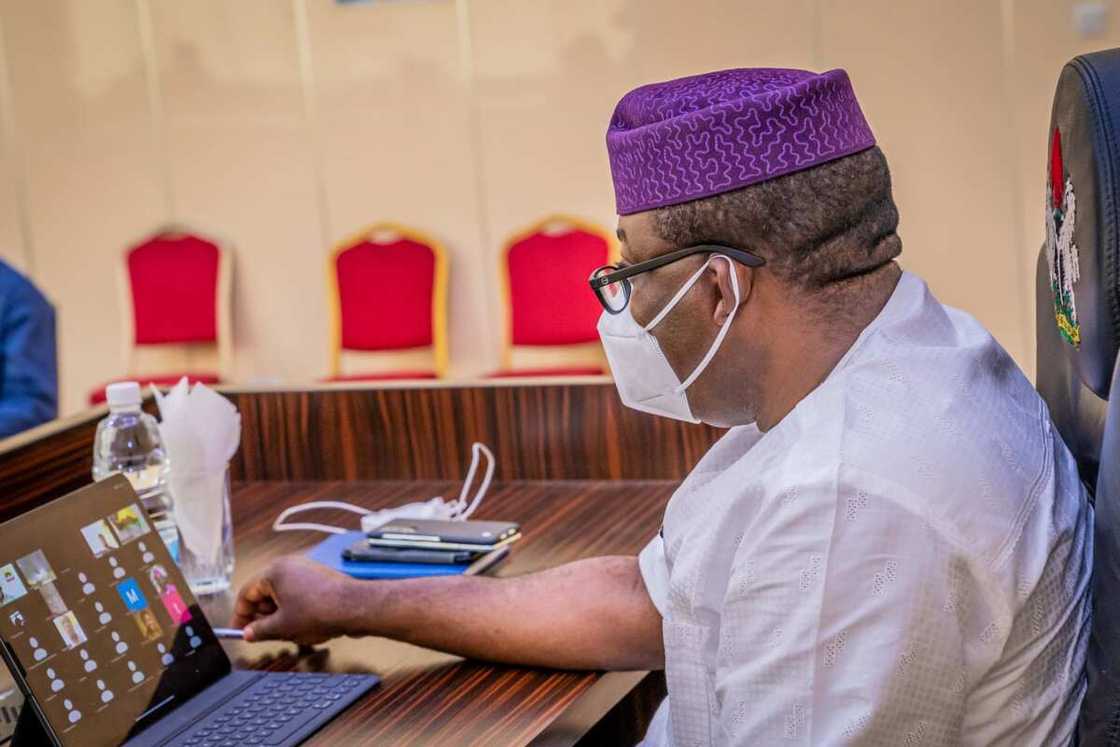 Zamu Hukunta Duk Wanda Ke Da Hannu A Rikicin Zaɓen Cike Gurbi, Inji Gwamnan Ekiti Zamu Hukunta Duk Wanda Ke Da Hannu A Rikicin Zaɓen Cike Gurbi, Inji Gwamnan Ekiti