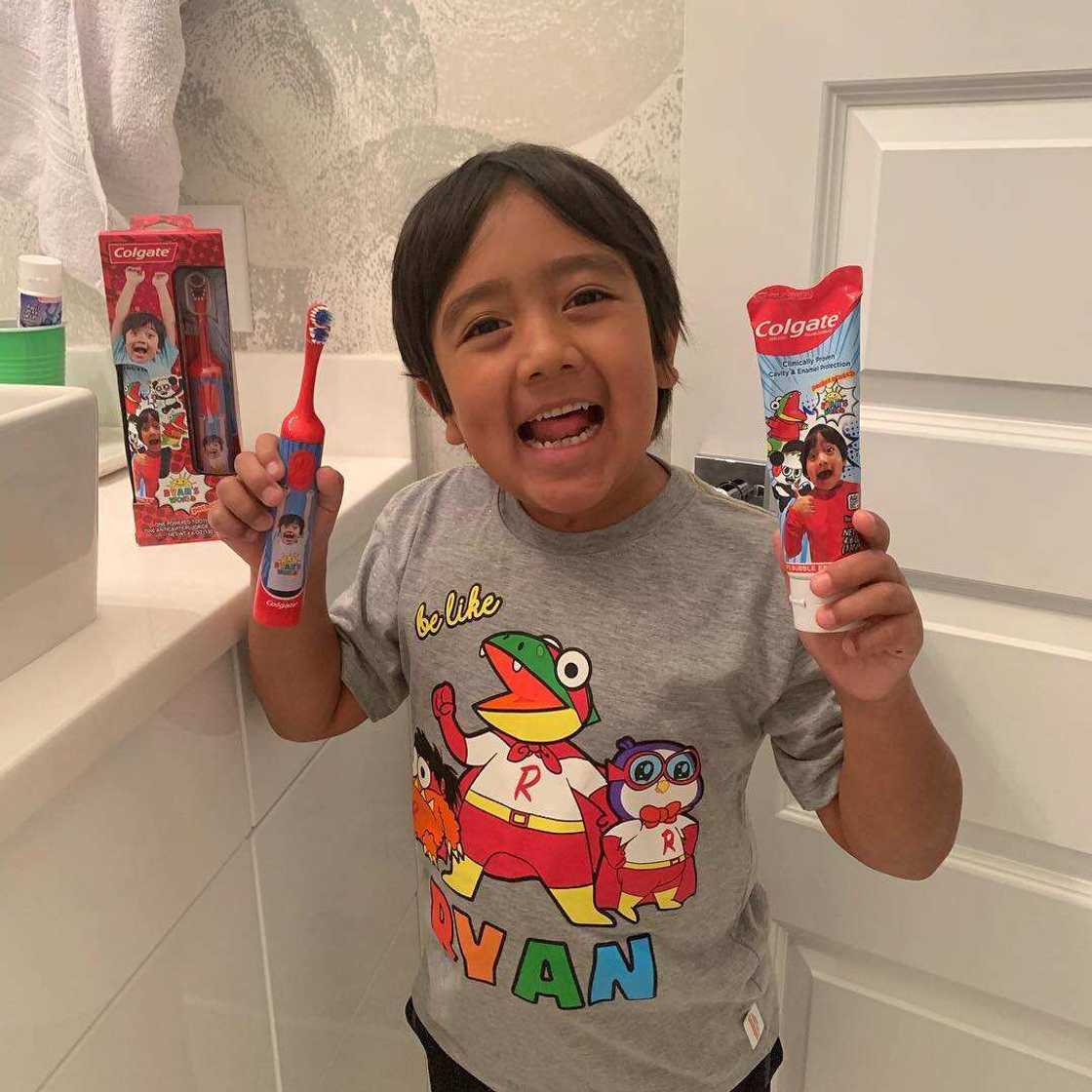 how much do youtubers make how much do youtubers make