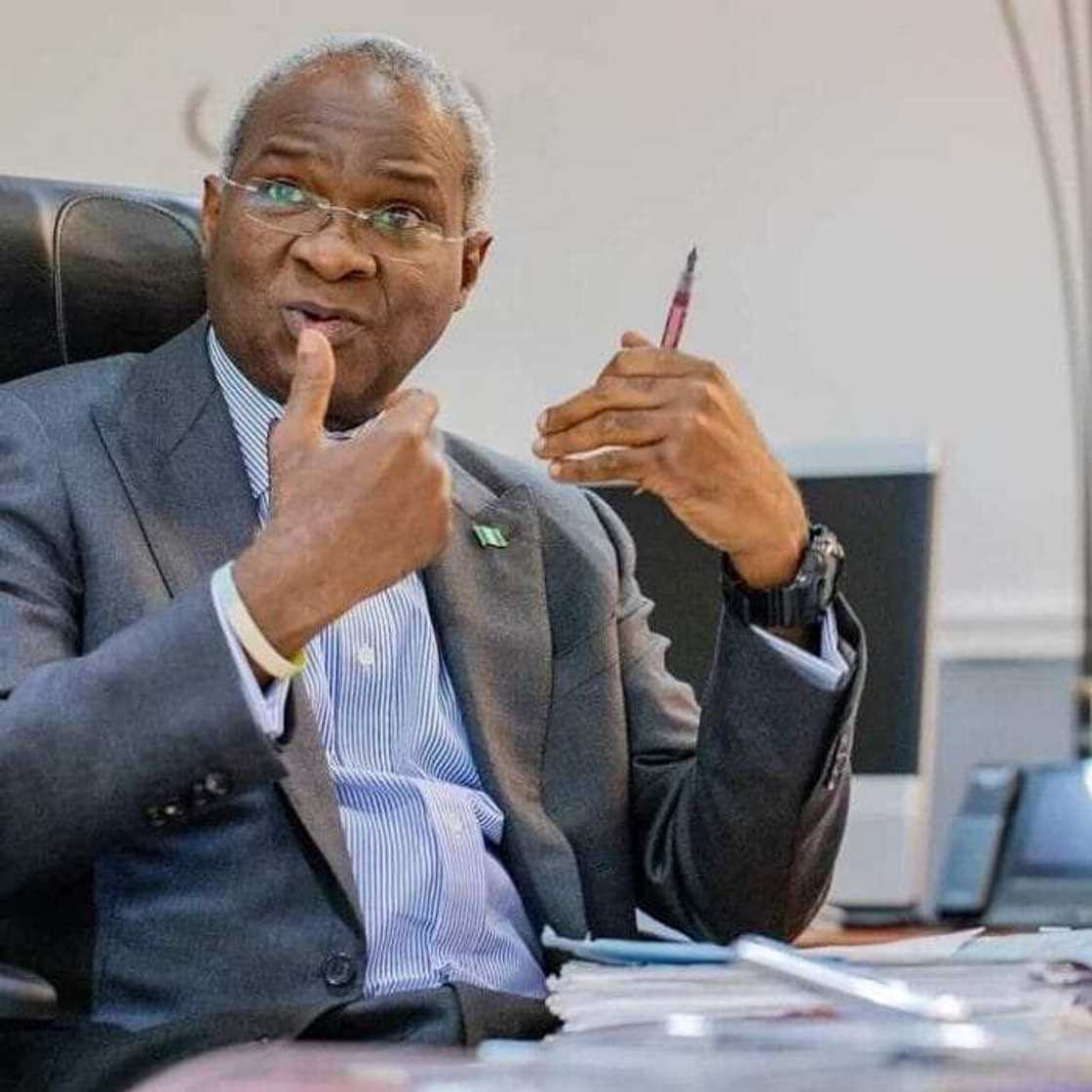 I Can Assure You That APC Has Done More Than US Govt In Infrastructure, Buhari's Minister reveals I Can Assure You That APC Has Done More Than US Govt In Infrastructure, Buhari's Minister reveals