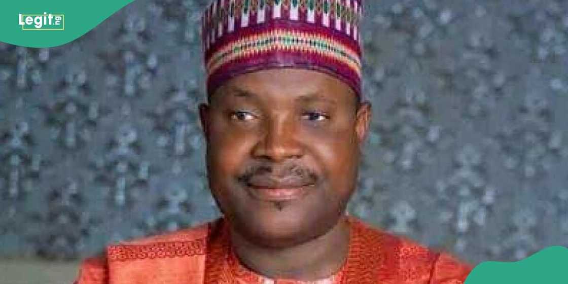 Tawagar motoccin mataimakin gwamnan Sokoto ta yi hatsari Tawagar motoccin mataimakin gwamnan Sokoto ta yi hatsari