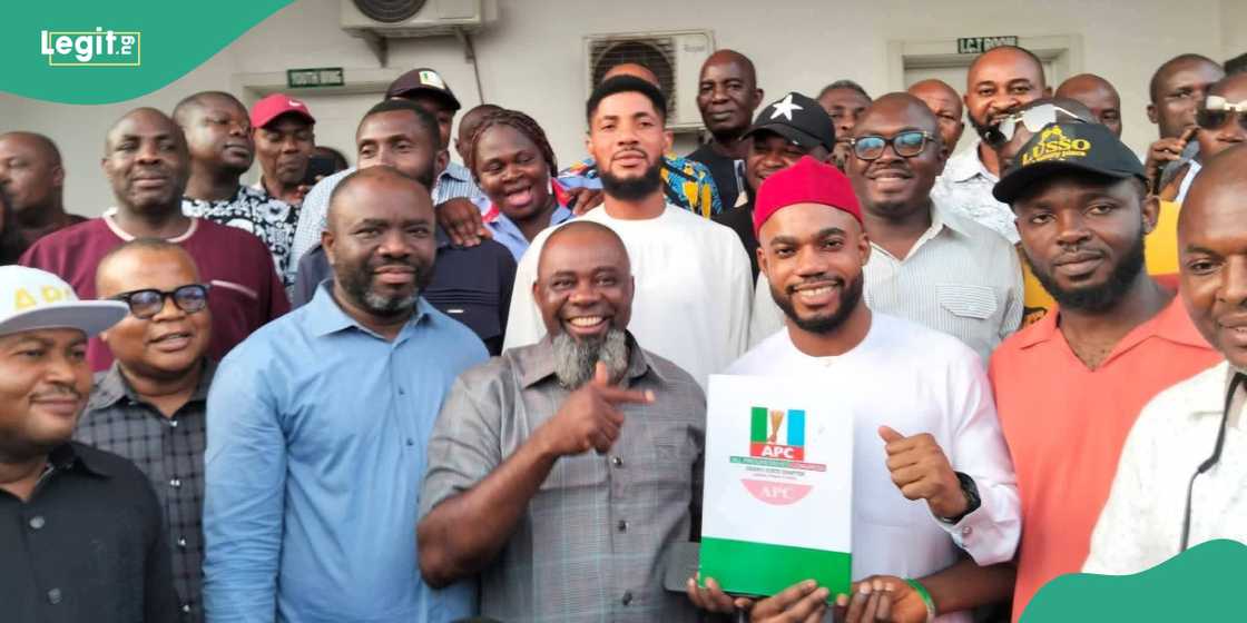 Osbourne Umahi joins Ebonyi LG chairmanship race with N30m APC form, pledges youth empowerment and infrastructure, vows to uphold father David Umahi’s legacy. Osbourne Umahi joins Ebonyi LG chairmanship race with N30m APC form, pledges youth empowerment and infrastructure, vows to uphold father David Umahi’s legacy.