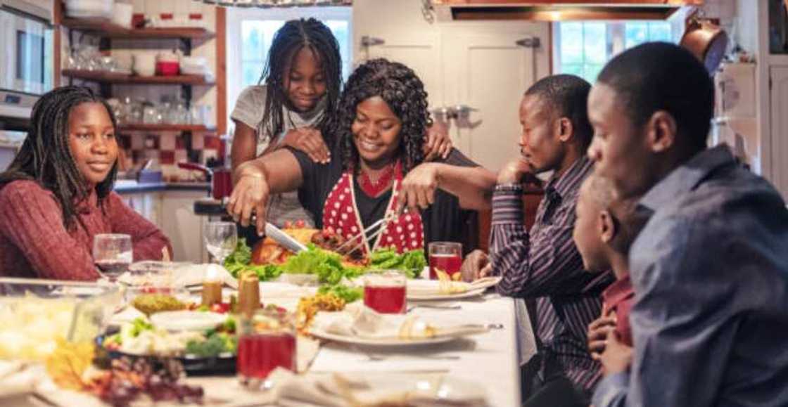Thankful Bible verses for family and friends Thankful Bible verses for family and friends