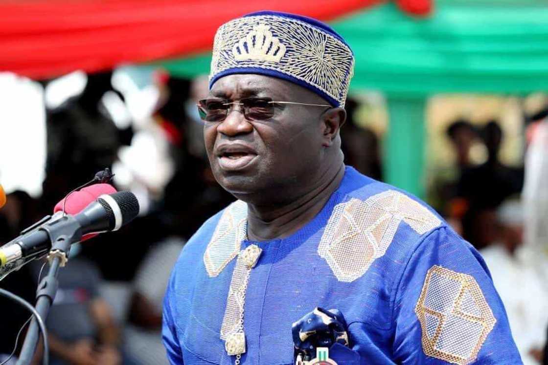 Nigerian governor threatens to sack workers, gives reason Nigerian governor threatens to sack workers, gives reason