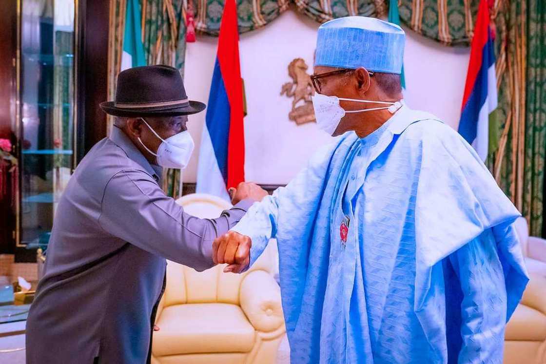 Jonathan da Buhari Jonathan da Buhari