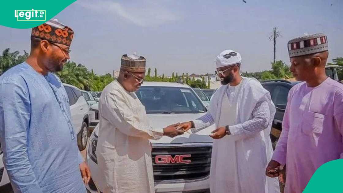 Bello Matawalle, the Minister of State for Defence, has donated vehicles to eight Zamfara lawmakers who returned to the APC after meeting President Bola Tinubu in Abuja.