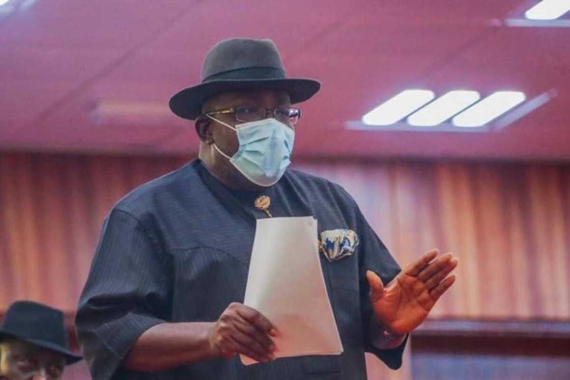 Stop criticising my successor, Dickson warns PDP members in Bayelsa Stop criticising my successor, Dickson warns PDP members in Bayelsa