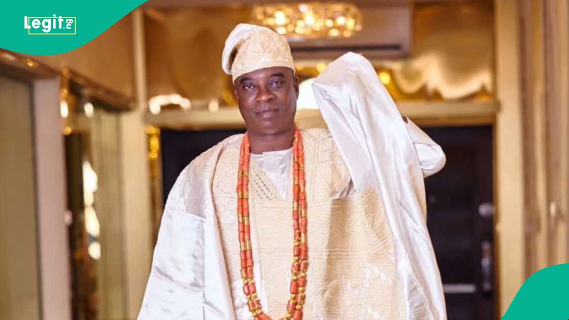 KWAM 1 composes song for Arsenal after victory against Atletico Madrid KWAM 1 composes song for Arsenal after victory against Atletico Madrid