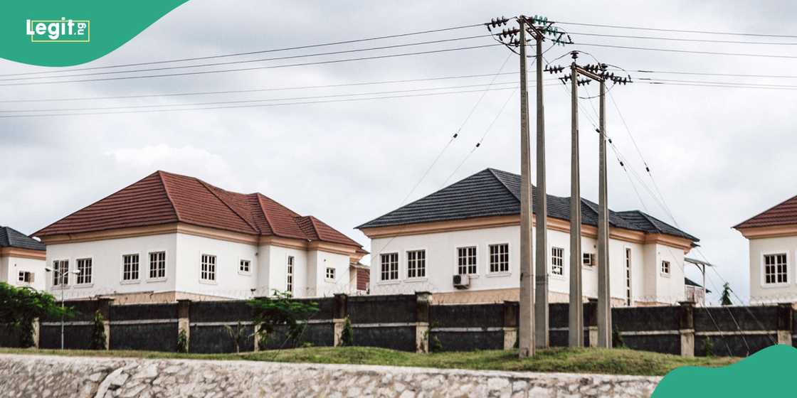 Abuja Housing. Landlords.