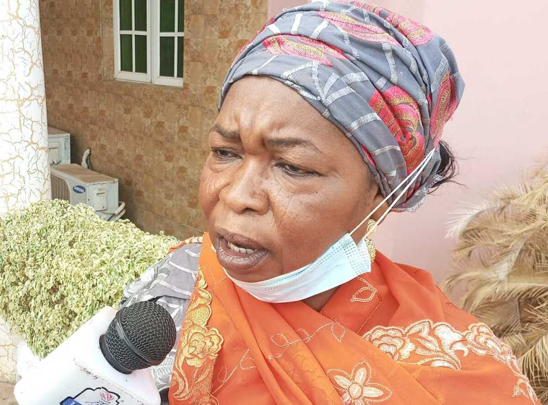 Aisha Buhari hazikar dalibata ce a darasin Physics, Malamar uwargidan shugaban kasa Aisha Buhari hazikar dalibata ce a darasin Physics, Malamar uwargidan shugaban kasa