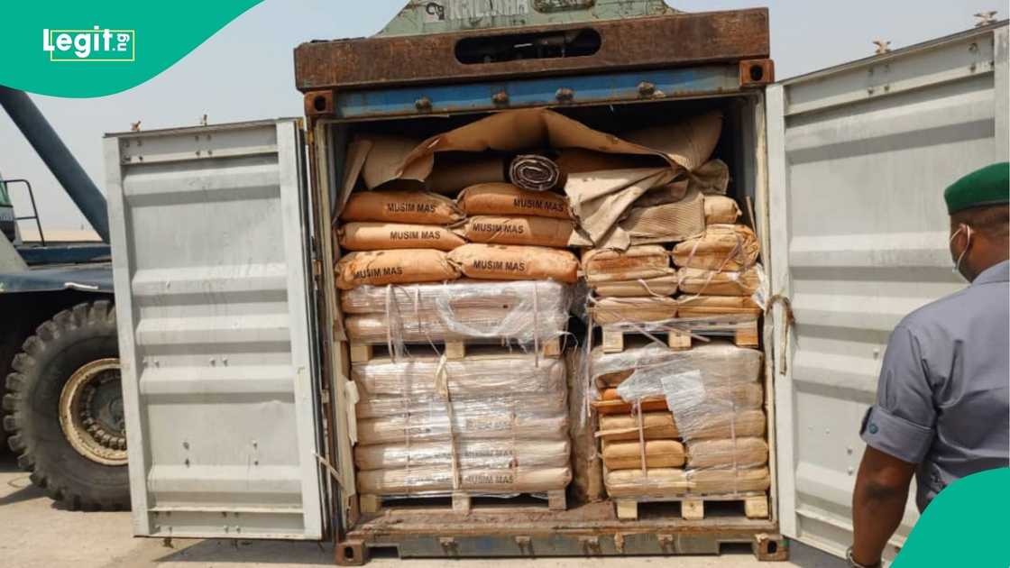 The Nigeria Customs Service (NCS), Kirikiri Lighter Terminal (KLT) Command, has transferred a container of expired raw materials valued at N36.5 million to NAFDAC, while another container was seized for false declaration involving empty suitcases. The Nigeria Customs Service (NCS), Kirikiri Lighter Terminal (KLT) Command, has transferred a container of expired raw materials valued at N36.5 million to NAFDAC, while another container was seized for false declaration involving empty suitcases.