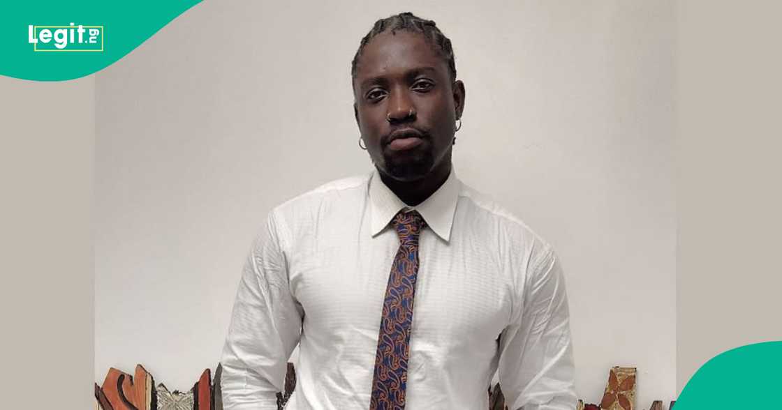 VDM send message to his fans about his new song. VDM send message to his fans about his new song.