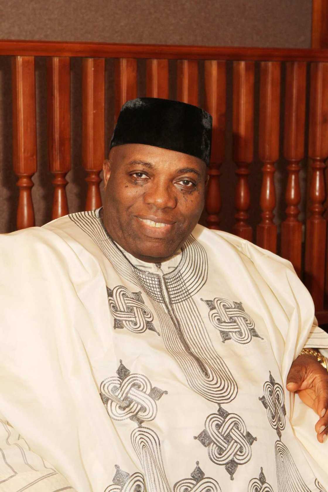 A chieftain of the All Progressives Congress (APC) in Ogun State has lashed out A chieftain of the All Progressives Congress (APC) in Ogun State has lashed out