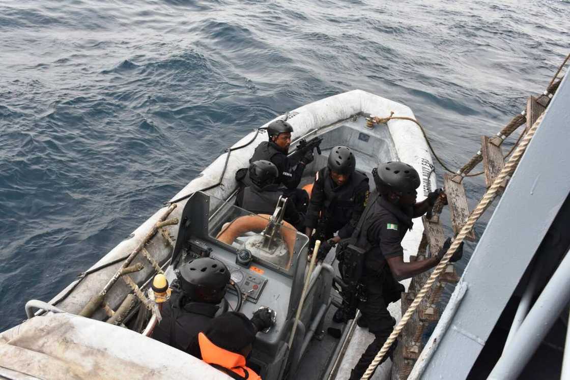 Nigerian Navy personnel join rescue operations at the helicopter crash site in Ondo State. Nigerian Navy personnel join rescue operations at the helicopter crash site in Ondo State.