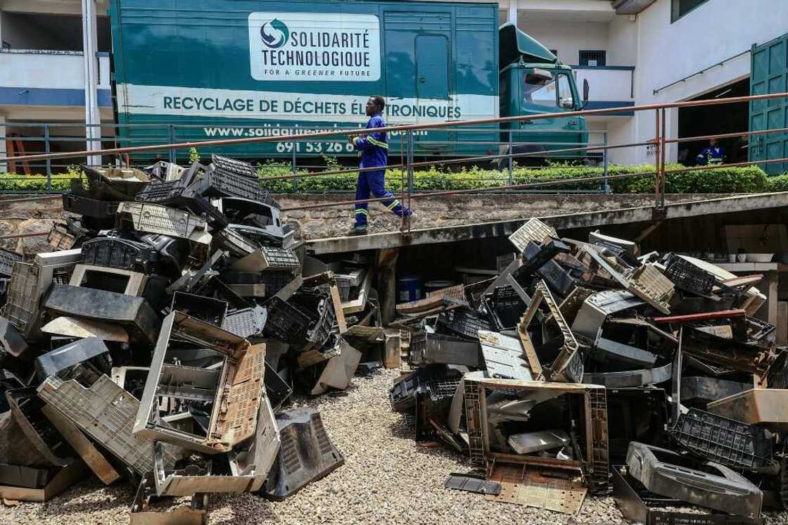 Less than a quarter of the 62 million tonnes of electronic waste generated in 2022 was properly recycled, according to the United Nations Less than a quarter of the 62 million tonnes of electronic waste generated in 2022 was properly recycled, according to the United Nations