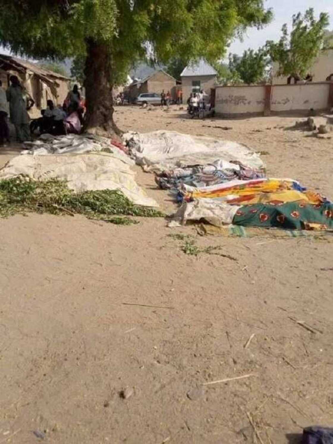 Rikicin kabilanci: Rayuka 48 sun salwanta a jihar Adamawa (Hotuna) Rikicin kabilanci: Rayuka 48 sun salwanta a jihar Adamawa (Hotuna)