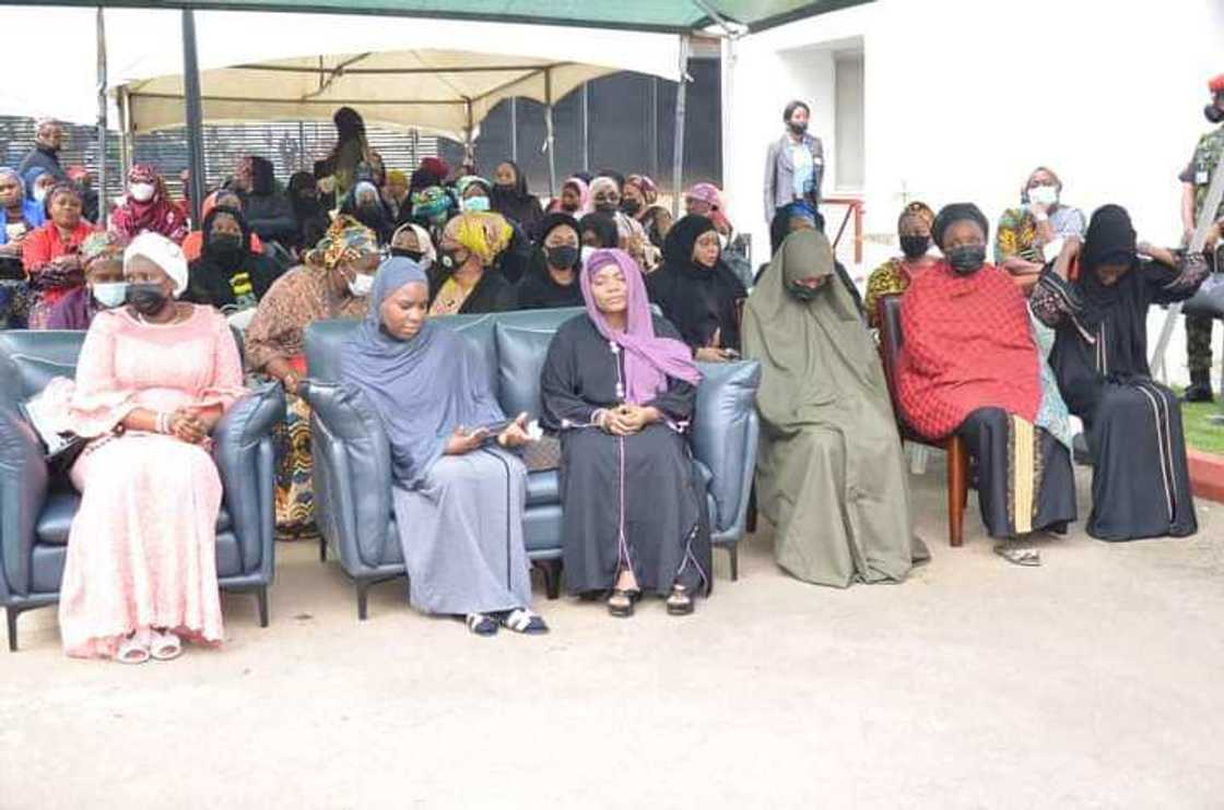 Hotunan wurin taron addu'a Hotunan wurin taron addu'a