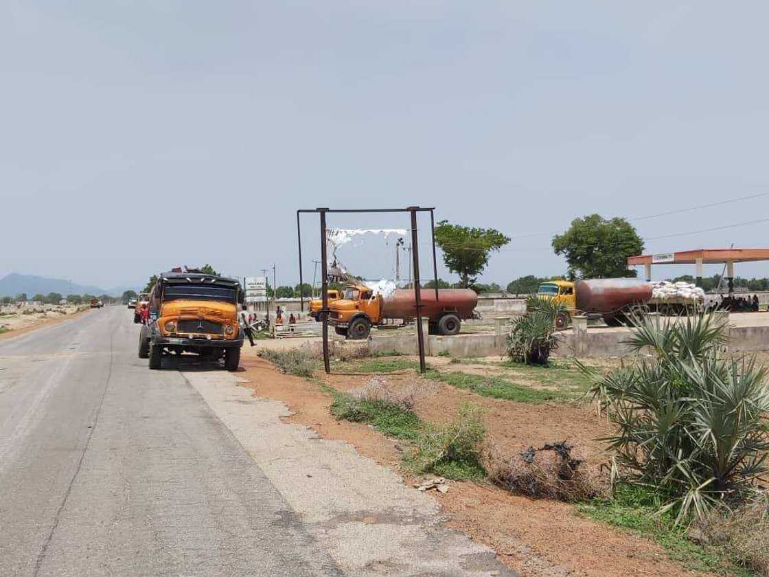 Dakarun soji sun dakile harin kwanton bauna, sun kashe 'yan ta'adda 2 a Borno (Hotuna)