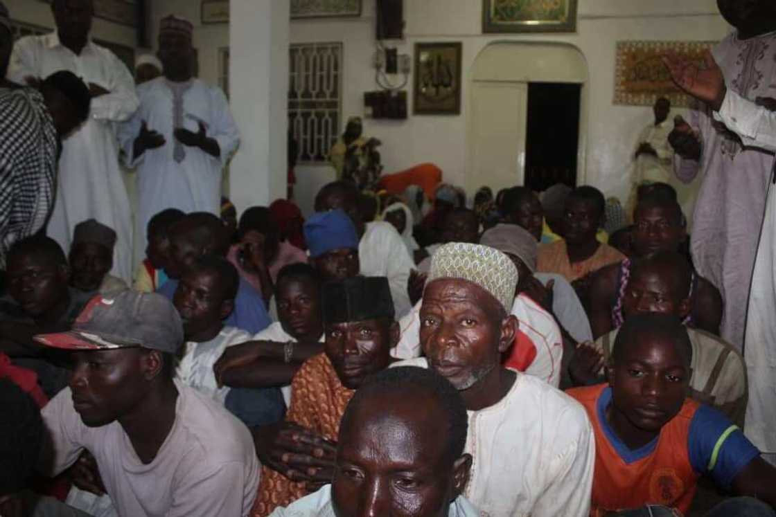 Maguzawa yayin karbar Musulunci a jihar Kano Maguzawa yayin karbar Musulunci a jihar Kano