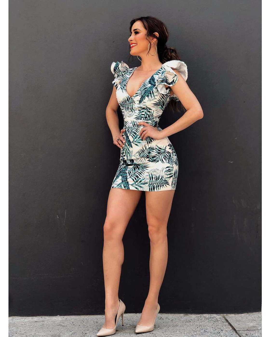 Cynthia Scurtis height Cynthia Scurtis height