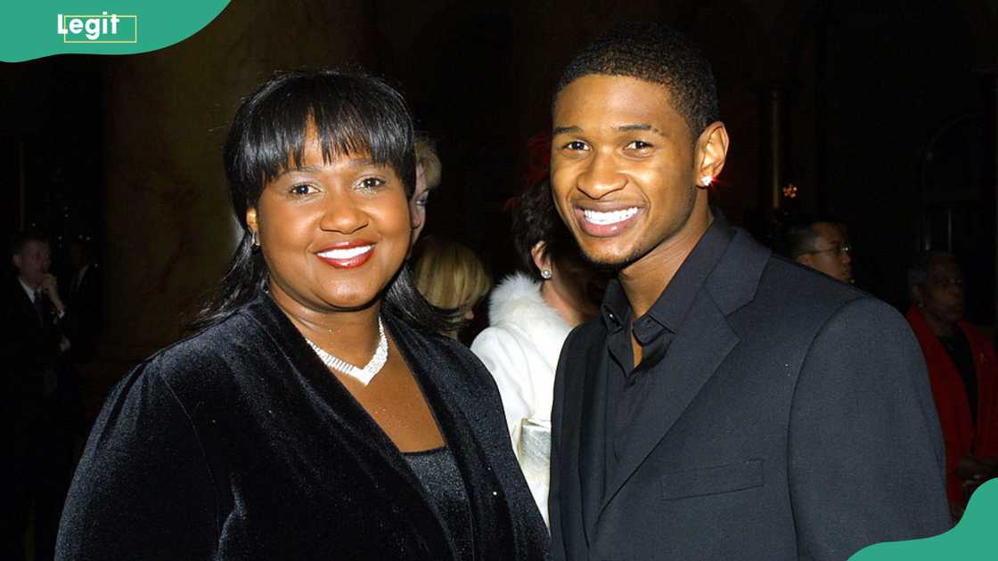 Usher and mom Jonnetta Patton at TNT's Christmas in Washington Usher and mom Jonnetta Patton at TNT's Christmas in Washington