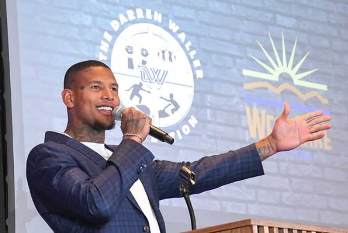 Darren Waller speaking on stage