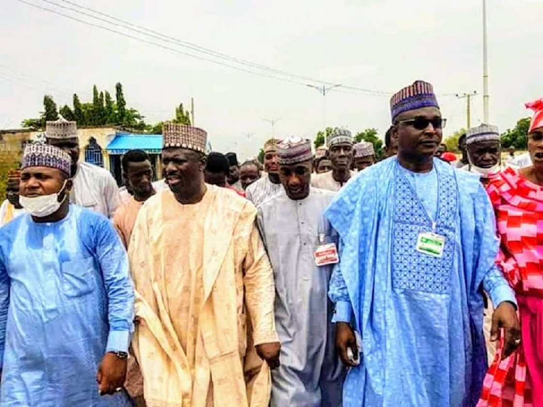 Zamfara: 'Yan jam'iyyar APC sun tada zanga-zanga a kan kama shugabansu Zamfara: 'Yan jam'iyyar APC sun tada zanga-zanga a kan kama shugabansu