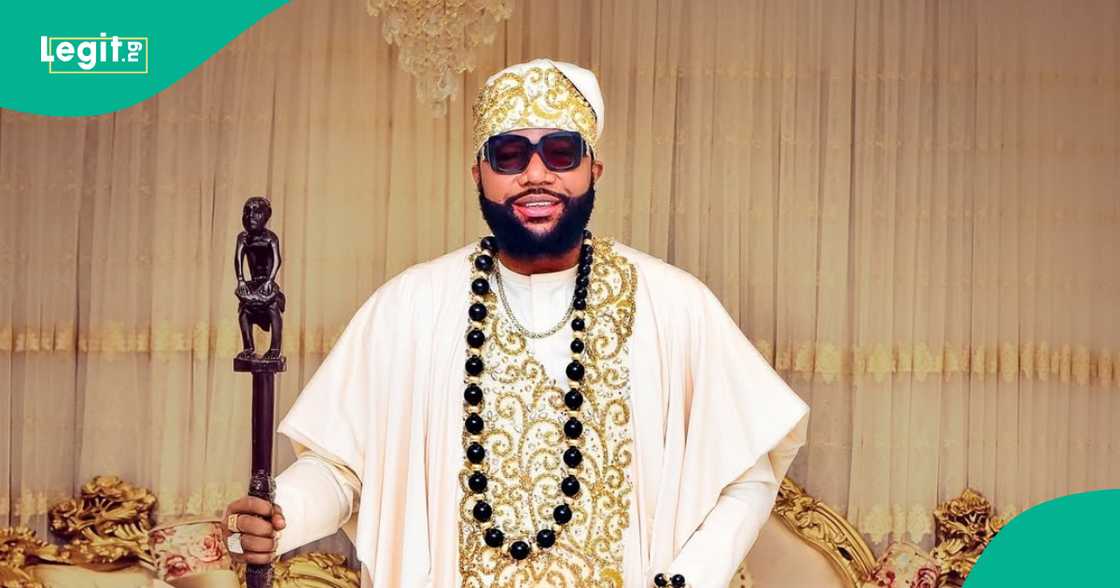 E-Money speaks about baker who made his cake. E-Money speaks about baker who made his cake.