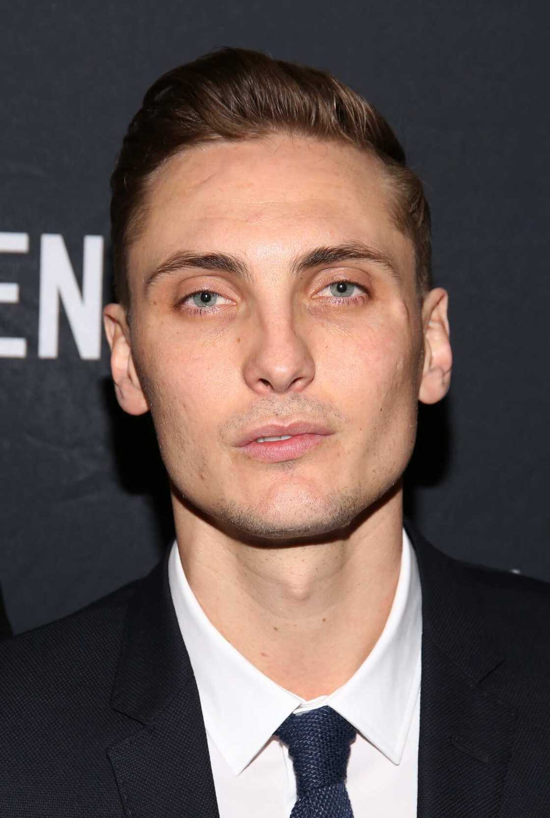 Eamon Farren Eamon Farren