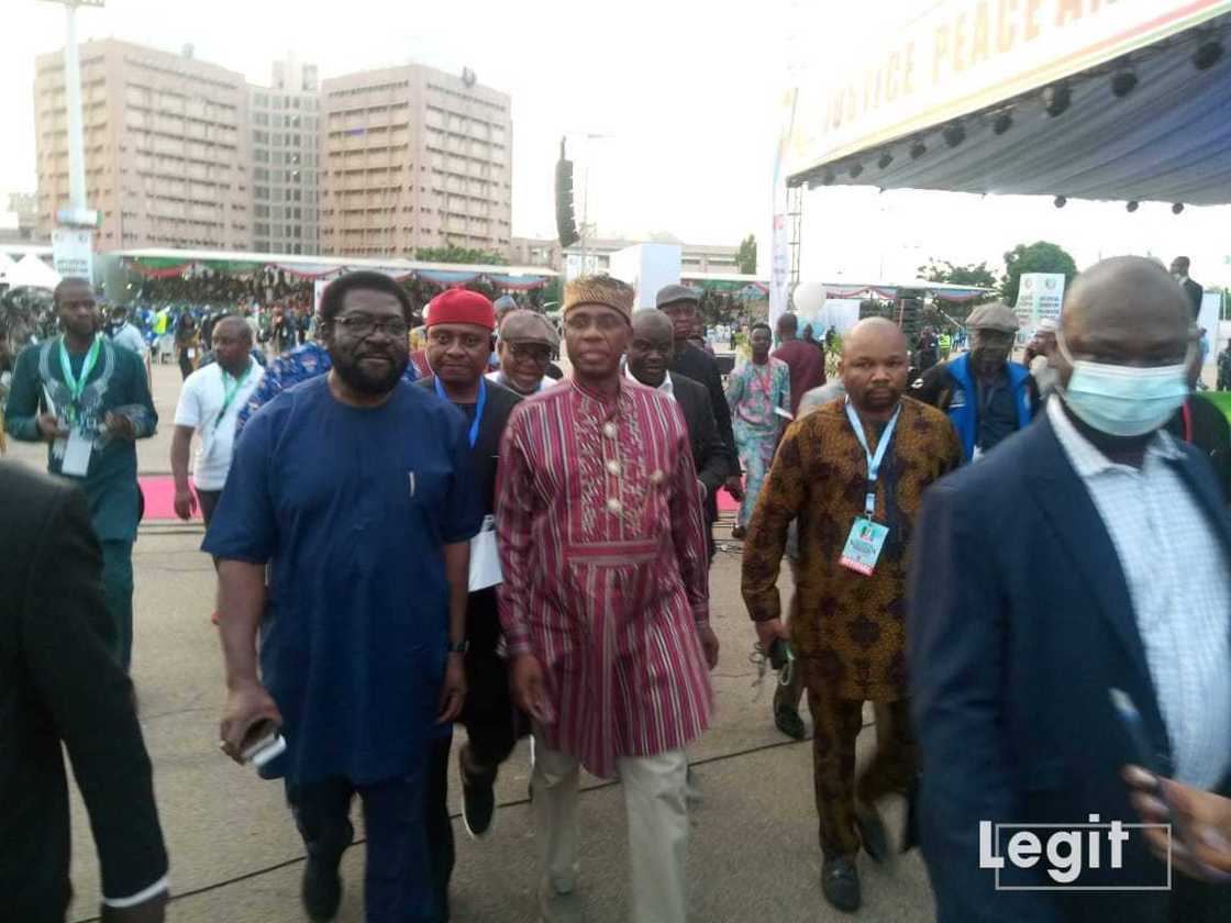 Live Updates: Tinubu, Osinbajo, Others Lock Horns in APC Presidential Primary as Delegates Prepare for Voting Live Updates: Tinubu, Osinbajo, Others Lock Horns in APC Presidential Primary as Delegates Prepare for Voting