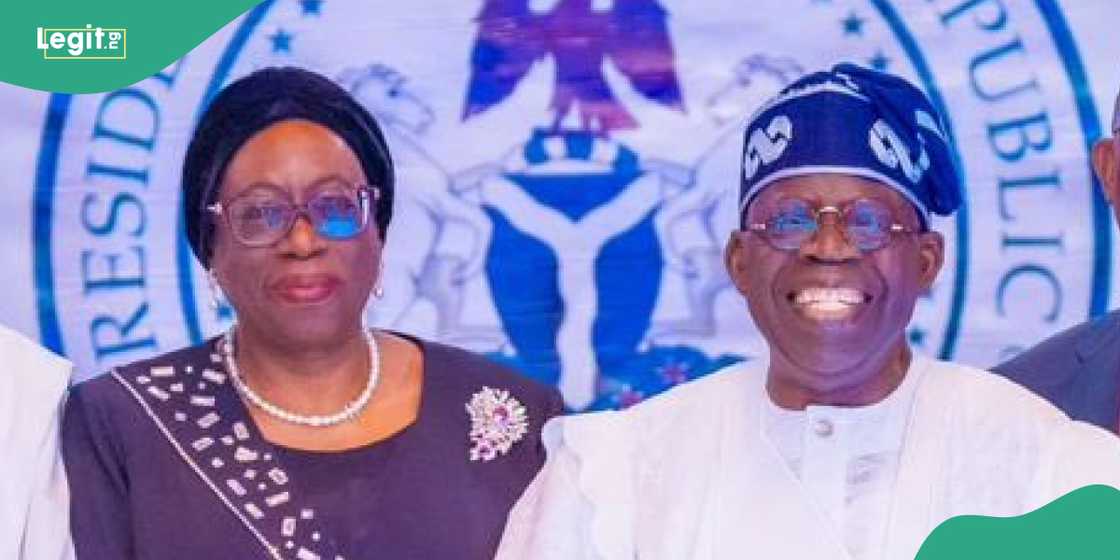 Kudirat Kekere-Ekun da Bola Tinubu. Kudirat Kekere-Ekun da Bola Tinubu.