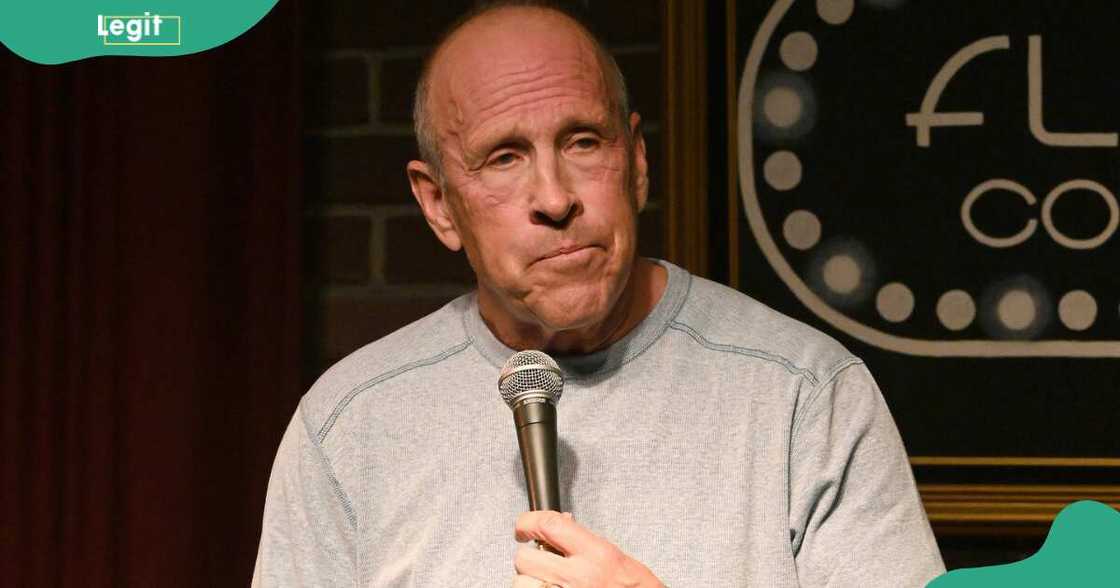 Jeff Allen tells jokes on stage. Jeff Allen tells jokes on stage.