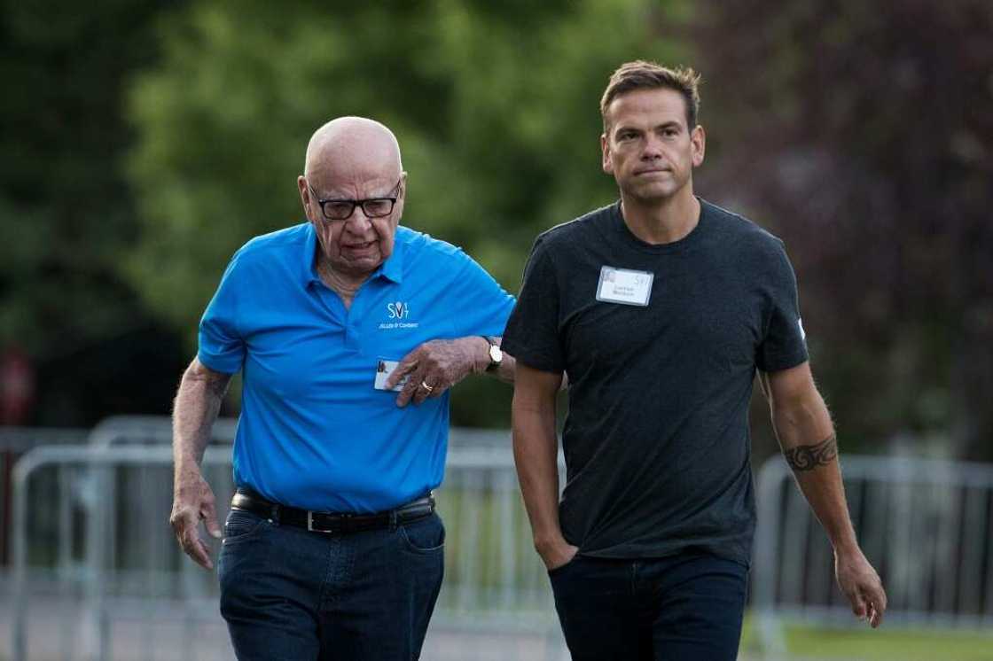 Rupert Murdoch will hand over to son Lachlan Murdoch