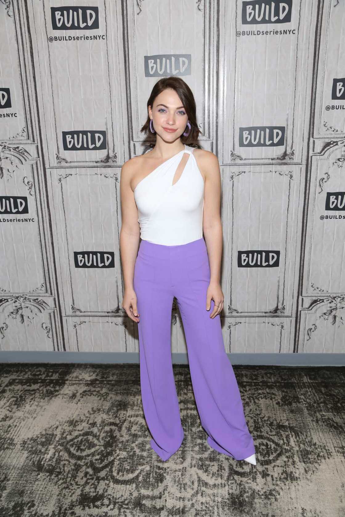 Violett Beane Violett Beane