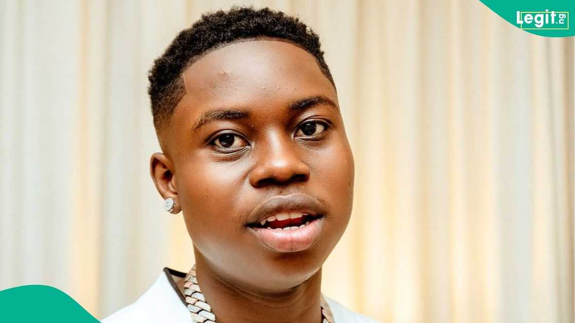 Peller’s troll makes U-turn and apologises with his father after receiving N500K Peller’s troll makes U-turn and apologises with his father after receiving N500K