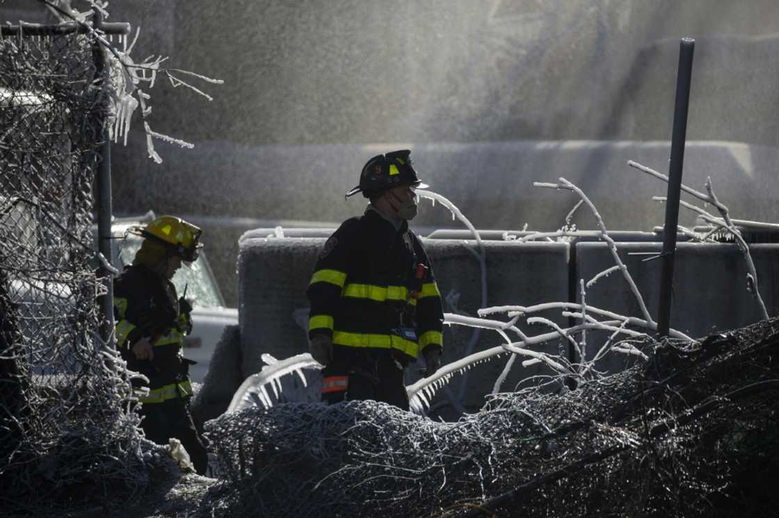 Recycling plants have experienced a wave of fires like this one in 2021 in New Jersey;  industry officials blame careless disposal of lithium-ion batteries